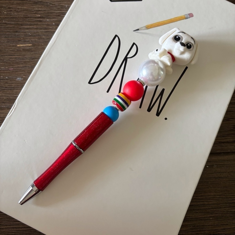 Disney Doorables: 101 Dalmatians: Rolly handmade beaded pen - Picture 2 of 3